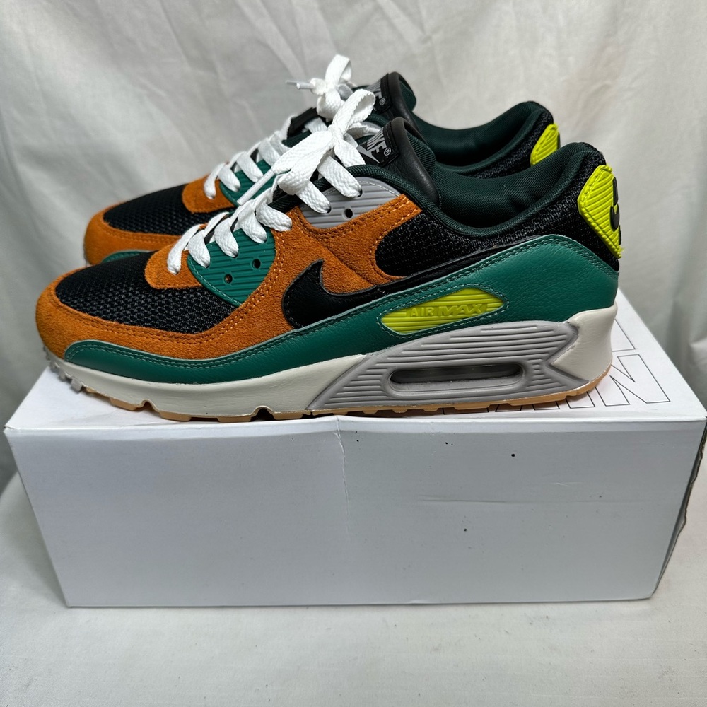 Nike Air Max 90 Brand New Never Worn